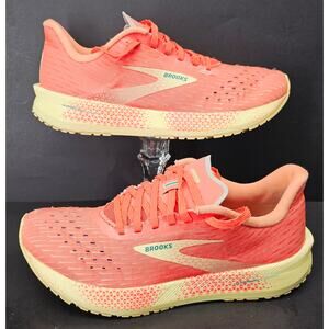 Brooks Women 8 Comfy footwear